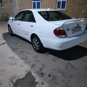 Toyota Camry 2005