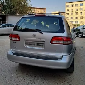 Toyota Sienna 2002