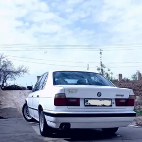 BMW 520 1990