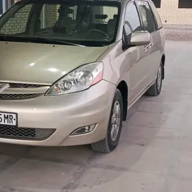 Toyota Sienna 2008