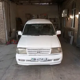 Toyota Hiace 2002