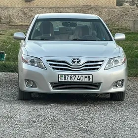 Toyota Camry 2011
