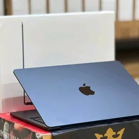 MacBook M3/16GB RAM/ 2024 Mode