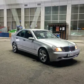Mercedes-Benz C-Class 2001