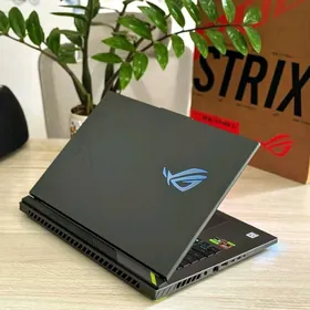 RTX 5050 / Ryzen 9 / 1TB SSD