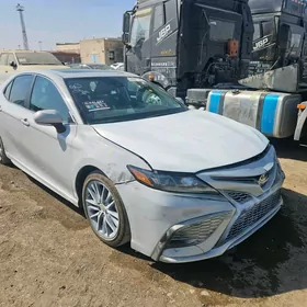 Toyota Camry 2023
