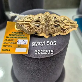 broşka 585 gyzyl
