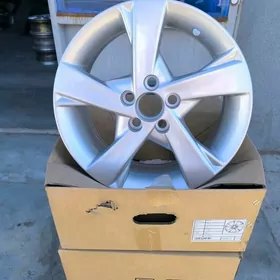 Korolla ekuzkuliziw R15