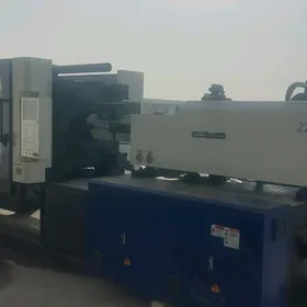 Injection molding machine