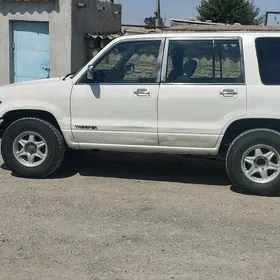 Isuzu Trooper 1997