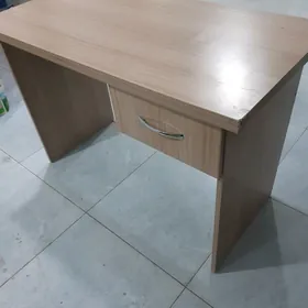 Стол