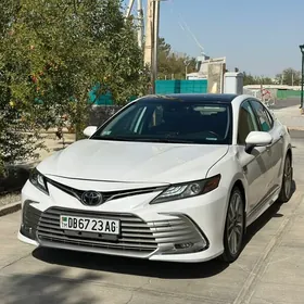 Toyota Camry 2022