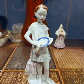 Статуэтка, Statuetka