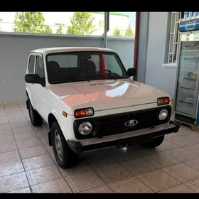 Lada Niva 2012