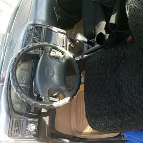 Toyota Corona 1998