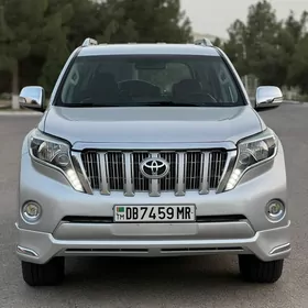Toyota Land Cruiser Prado 2011