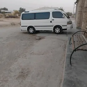 Toyota Hiace 1992