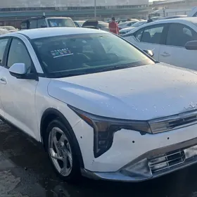 Kia K5 2025