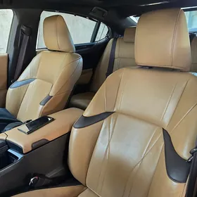 Lexus ES 350 2020