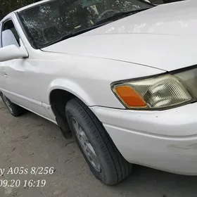 Toyota Camry 1998