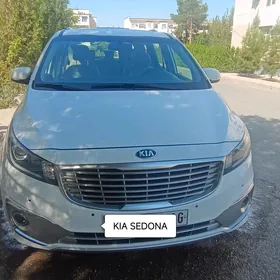 Kia Sedona 2020