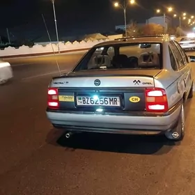 Opel Vectra 1990