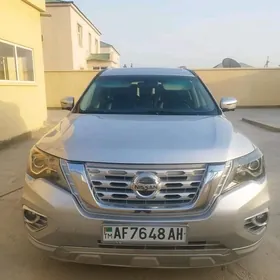Nissan Pathfinder 2020