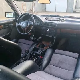 BMW 525 1993