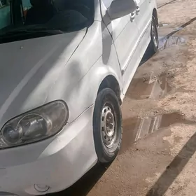 Kia Carnival 2001