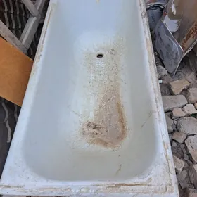 чугунная ванна