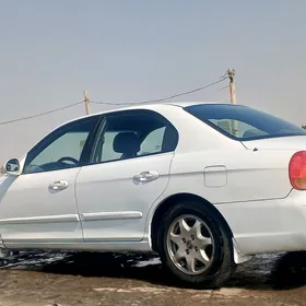 Hyundai Sonata 2000