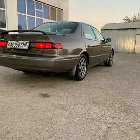 Toyota Camry 1998