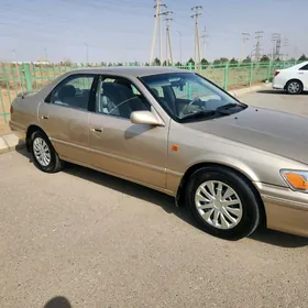 Toyota Camry 1998