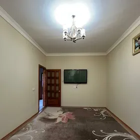 Ким район 4 комн 3 эт