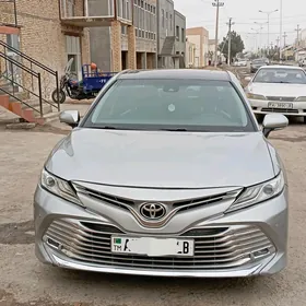 Toyota Camry 2020