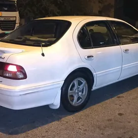 Nissan Maxima 1999