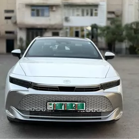 Toyota Crown 2023