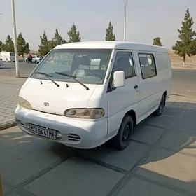 Hyundai H100 2002