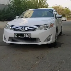 Toyota Camry 2012