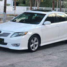Toyota Camry 2011