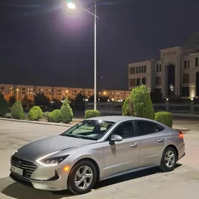 Hyundai Sonata 2021