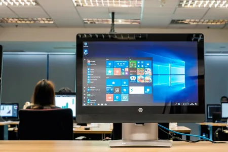 Microsoft kompaniýasy Windows 10-uň goldawyny bes etdi
