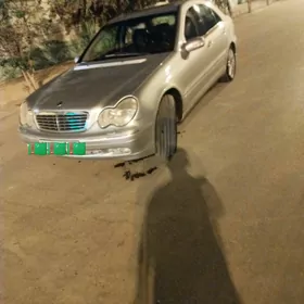 Mercedes-Benz C320 2002