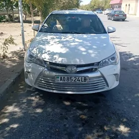 Toyota Camry 2017