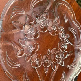 Стеклянный поднос