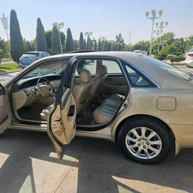 Toyota Avalon 2000
