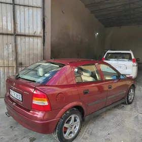 Opel Astra 1998