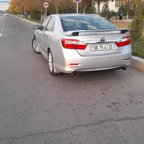 Toyota Camry 2012