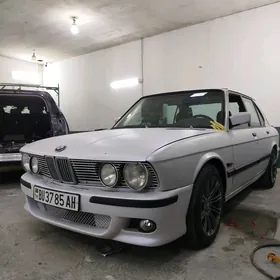BMW 528 1985