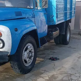 Zil 130 1990